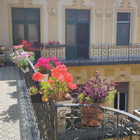 Congress Margit House Budapeste Exterior foto
